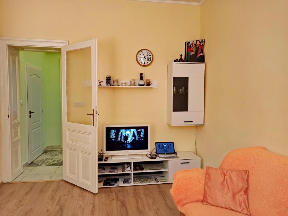 Apartments Iris Карлові Вари Екстер'єр фото